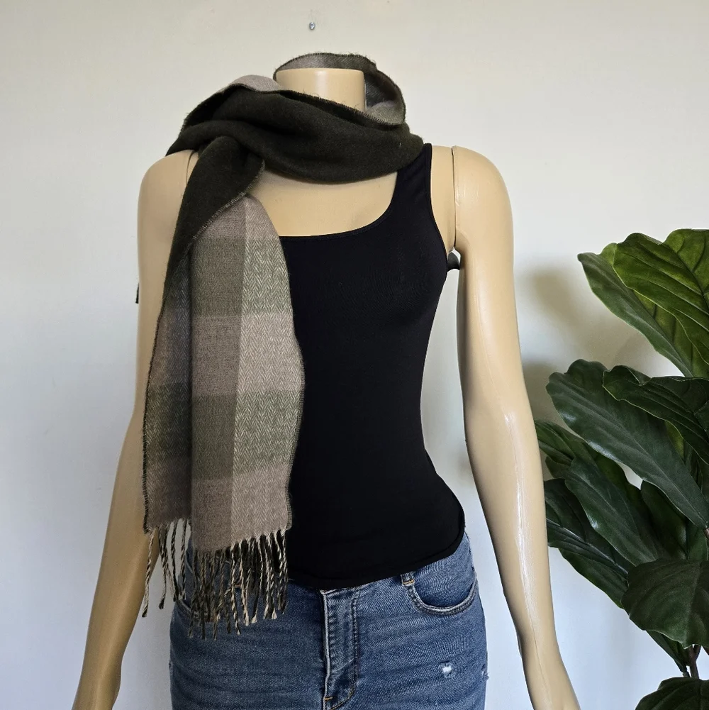 Christian Dior Merino Wool 100% Made In Japan Scarf Green Olive Color One Size